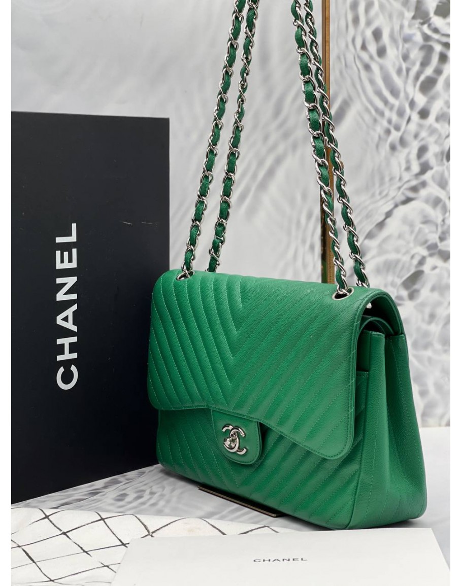 chanel classic chevron caviar